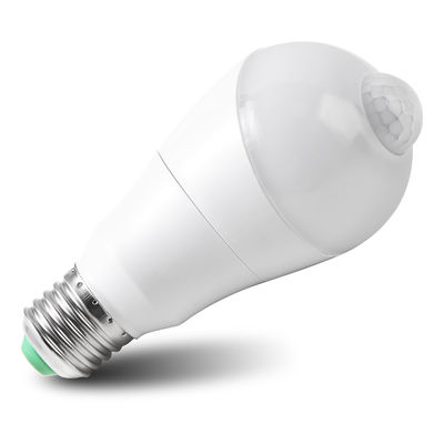 PIR Motion Detector Bulbs Outdoor 3000K-6500k Motion Sensor Light Bulb E27