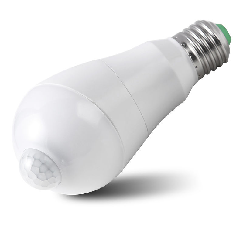 PIR Motion Detector Bulbs Outdoor 3000K-6500k Motion Sensor Light Bulb E27